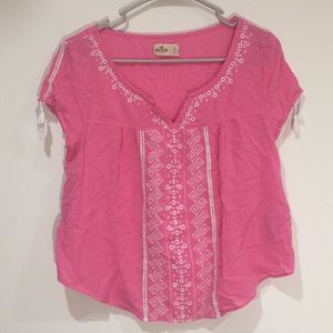 🔴Hollister women’s pink embroidered shirt size S